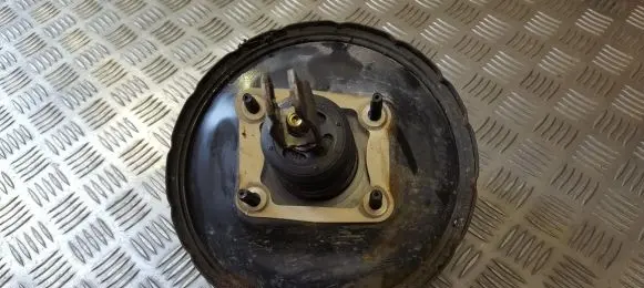 Mazda 626 Brake booster 86204816 862-04816
