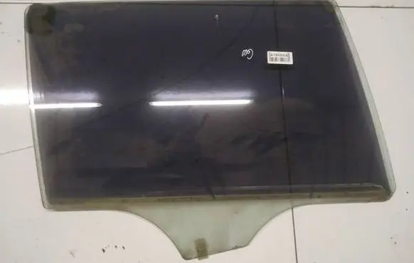 Mazda 6 Rear door window glass as2