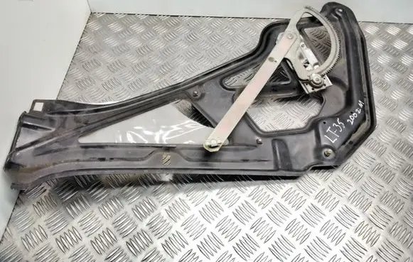 Volkswagen II LT Front door manual window regulator 