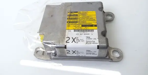 Toyota Avensis T250 Airbag control unit/module 215955102 8917005220