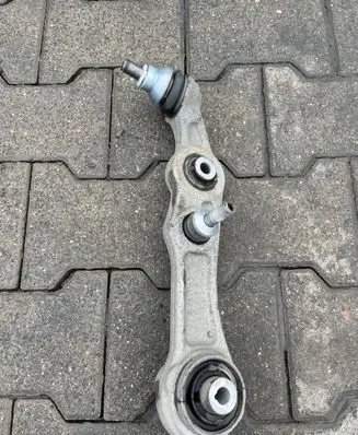 Mercedes-Benz C W205 Front control arm 20514