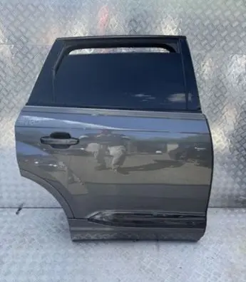 Audi Q7 4M Front door