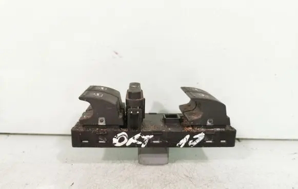 Skoda Octavia Mk2 (1Z) Electric window control switch 1Z0959858B
