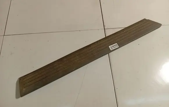 Chrysler Voyager Rear sill trim cover 04754902AA