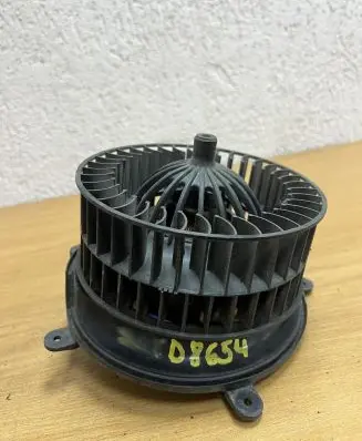 Mercedes-Benz E W210 Air conditioning (A/C) fan (condenser) 2108206210 D8654
