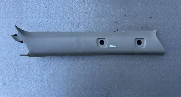 Nissan Patrol Y60 (A) pillar trim 76911VB000