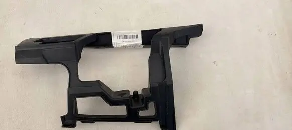 Volkswagen Golf VII Front bumper mounting bracket 301379