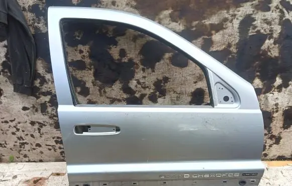 Jeep Grand Cherokee (WJ) Front door