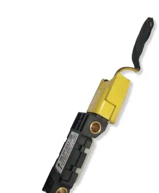Volkswagen Touareg I Airbag deployment crash/impact sensor 4B0959643E 103024 0232H197V28N