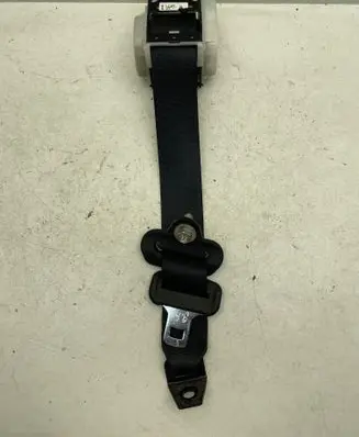 Rear seatbelt