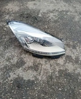Citroen C4 I Picasso Headlight/headlamp