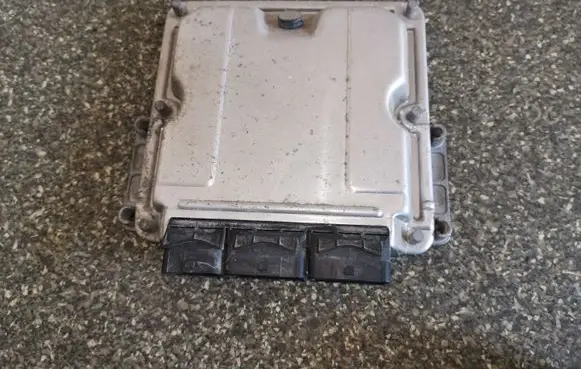 Renault Master II Engine control unit/module 0281011254 8200236624