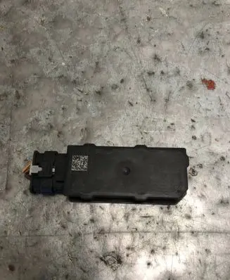 Volkswagen Tiguan Keyless system antenna 5WA962133GBILI 5WA962133G