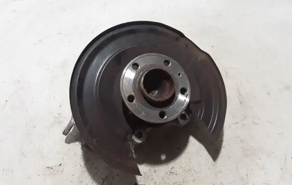 Volvo XC40 Rear wheel hub 32246251