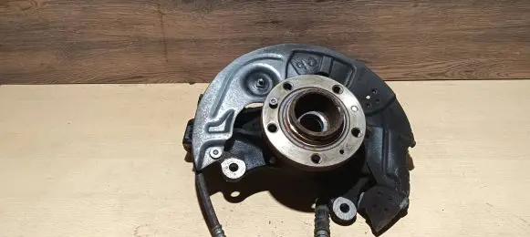 Citroen Berlingo Front wheel hub 9830991380
