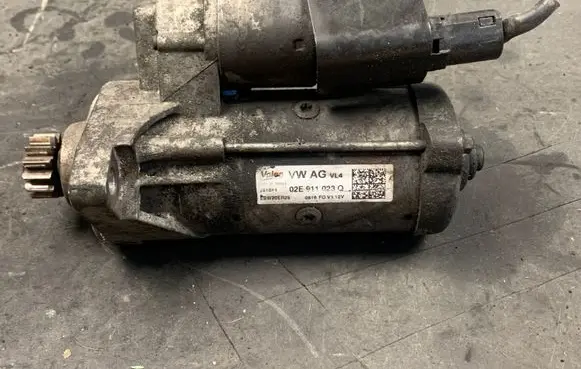 Volkswagen PASSAT B7 Starter motor 02E911023Q