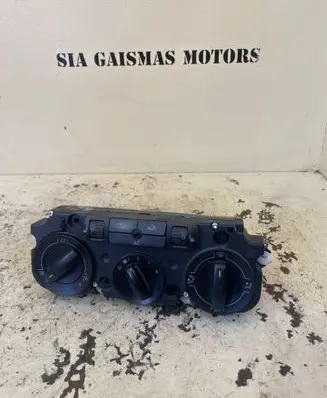 Volkswagen PASSAT B6 Climate control unit 1K0820047