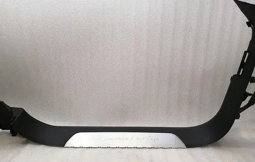Porsche Taycan 9J1 Sill 9J1863382D