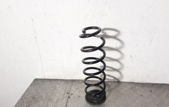 Volkswagen Golf VII Rear coil spring 5Q0511115