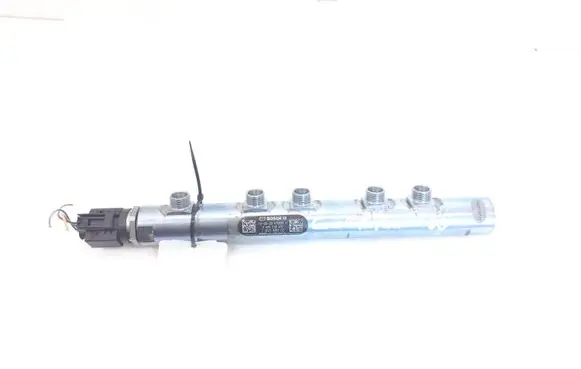 Mini Cooper Countryman R60 Fuel main line pipe 7823460 0445214237
