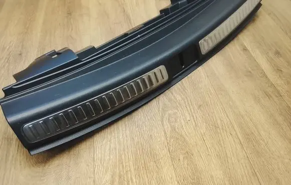 Porsche Macan (95B) Trunk/boot sill cover protection 95B864483J