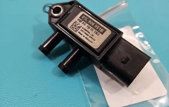 Seat Leon (5F) Air pressure sensor 03L906051B IMPRK1518532