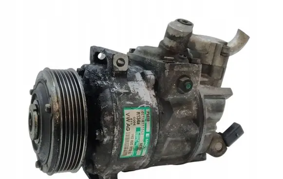 Volkswagen Touran I Air conditioning (A/C) compressor (pump) 1K0820803Q
