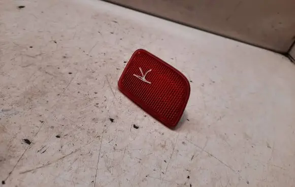 Rear tail light reflector