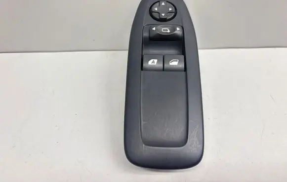 Peugeot 208 I Electric window control switch 96751127ZD ET2343 83332