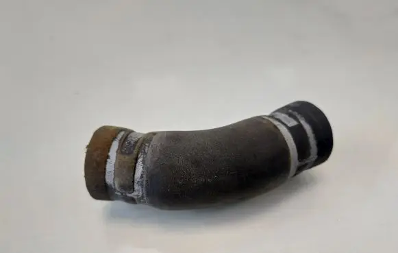 Audi A6 S6 C6 4F Engine coolant pipe/hose 059121051B