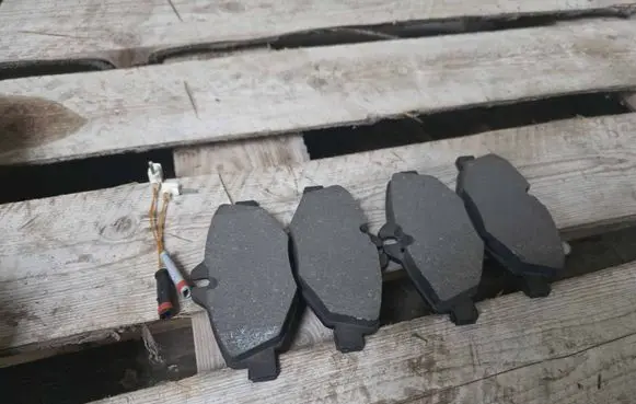Mercedes-Benz S W220 Brake pads (front) A0044208720