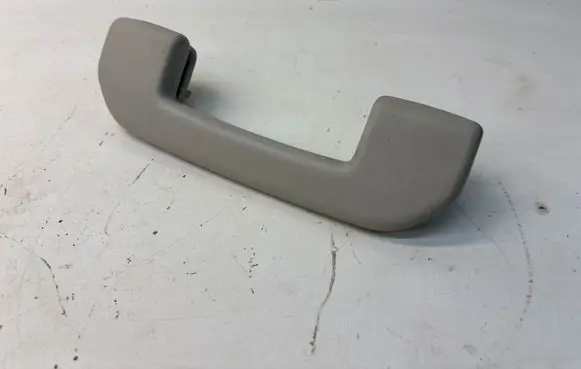 Peugeot Traveller A set of handles for the ceiling PA6GF30