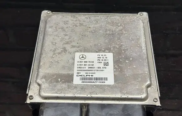 Mercedes-Benz A W176 Engine control unit/module A6519007003 A6519014402 28553006A