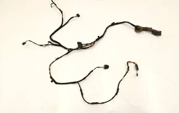BMW 2 F46 Front door wiring loom 8720698 8720693