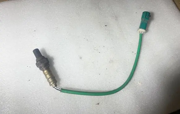 Ford Mondeo Mk III Lambda probe sensor 98AB9F472BB