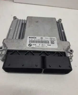 BMW 5 E60 E61 Engine control unit/module ECU 7811700 0281015043