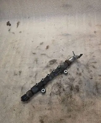 Toyota Avensis T250 Fuel main line pipe 89458