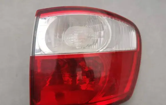 Toyota Avensis Verso Rear/tail lights