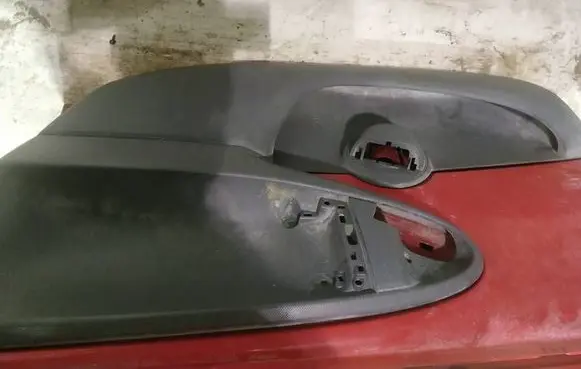Toyota Aygo AB10 Front door card panel trim