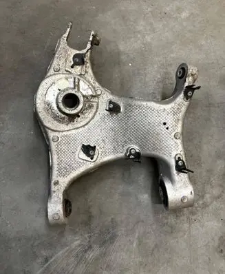Land Rover Evoque II Rear control arm FK725B531AG