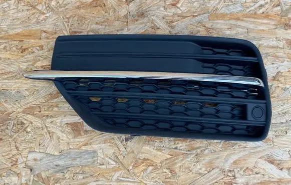 Volvo XC90 Front bumper lower grill 31383441
