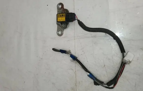 Toyota Land Cruiser (J120) Brake central valve 