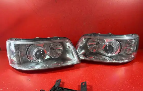Volkswagen Multivan T5 Headlight/headlamp 