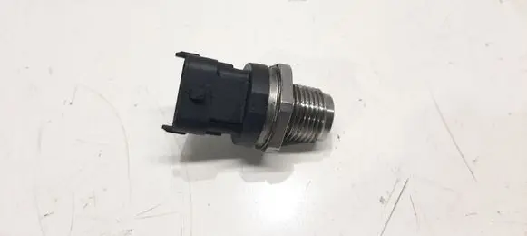 Fuel pressure sensor