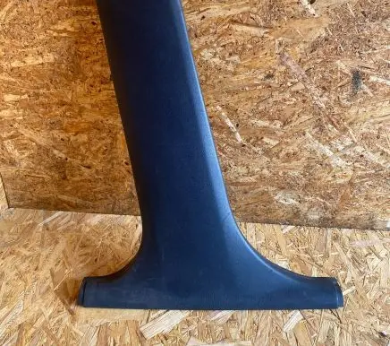 BMW 3 E46 (B) pillar trim (bottom) 46445143 8198681 E46445143