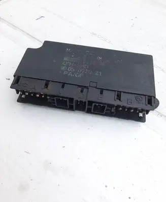 Mercedes-Benz C W202 Comfort/convenience module 2028200926 05072021