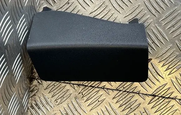 Nissan Leaf I (ZE0) Other trunk/boot trim element 849963NL0A