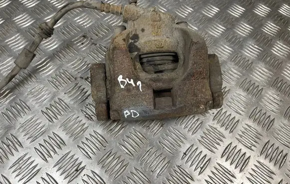 Volvo V60 Front brake caliper