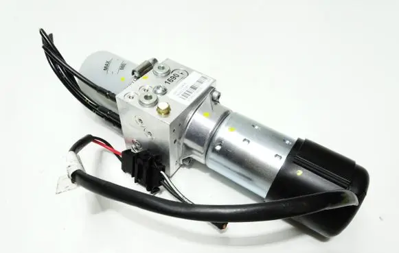Volkswagen Golf VI Convertible roof hydraulic pump 90000139911 VT0A21100554
