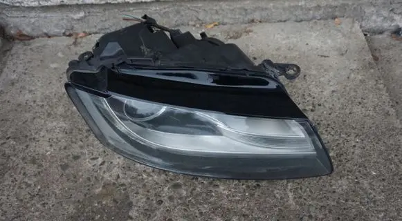 Audi A5 8T 8F Headlight/headlamp